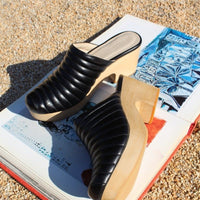 Ribbed Clog, Black