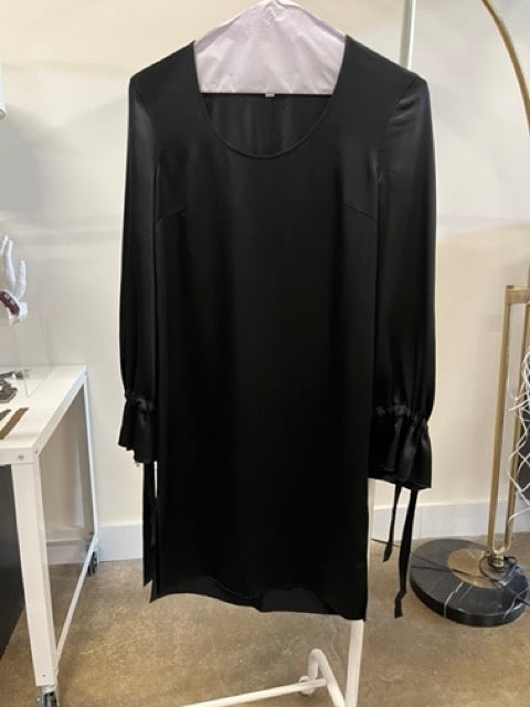 knee length dresses for ladies ElizabethJames Black Silk Long Sleeve Dress